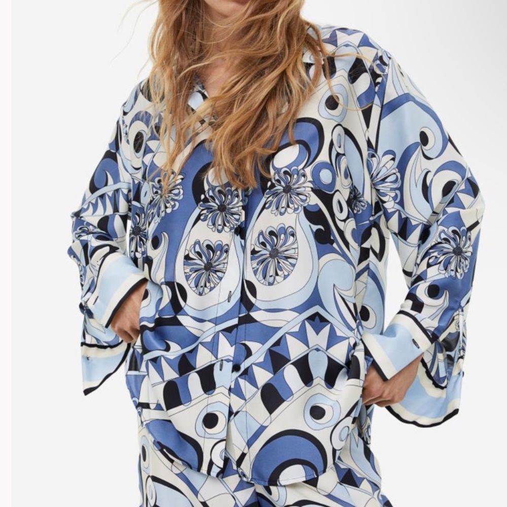 NWOT H&M Blue Patterned Satin Shirt